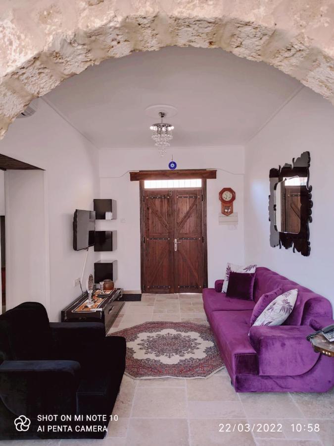Malia Fountain House Apartment ฟามากุสต้า ภายนอก รูปภาพ